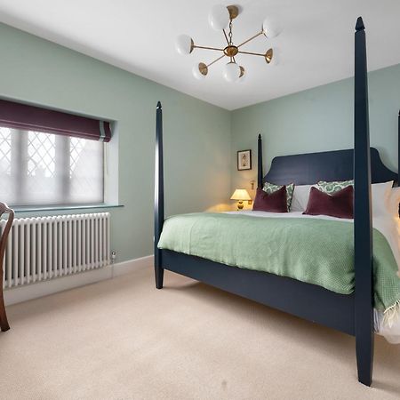 ホテル The Nevill Arms Medbourne エクステリア 写真
